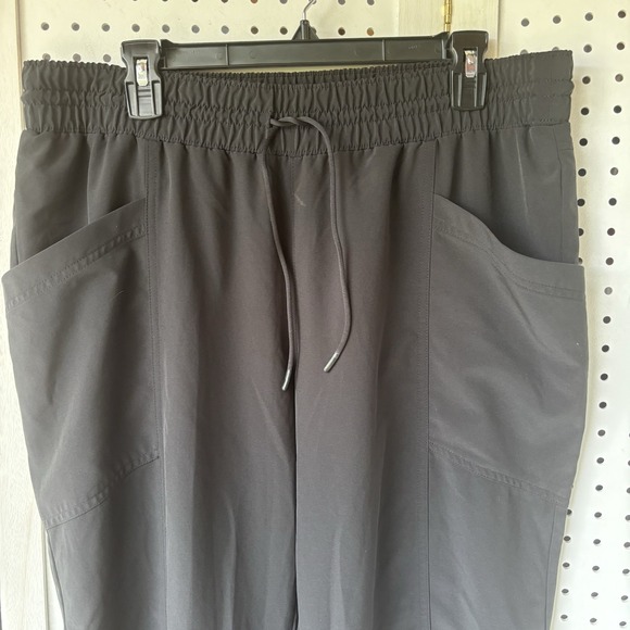 LL Bean Women's XLP Black Pull On Active Pants Poly/Spandex Drawstring - Picture 2 of 8